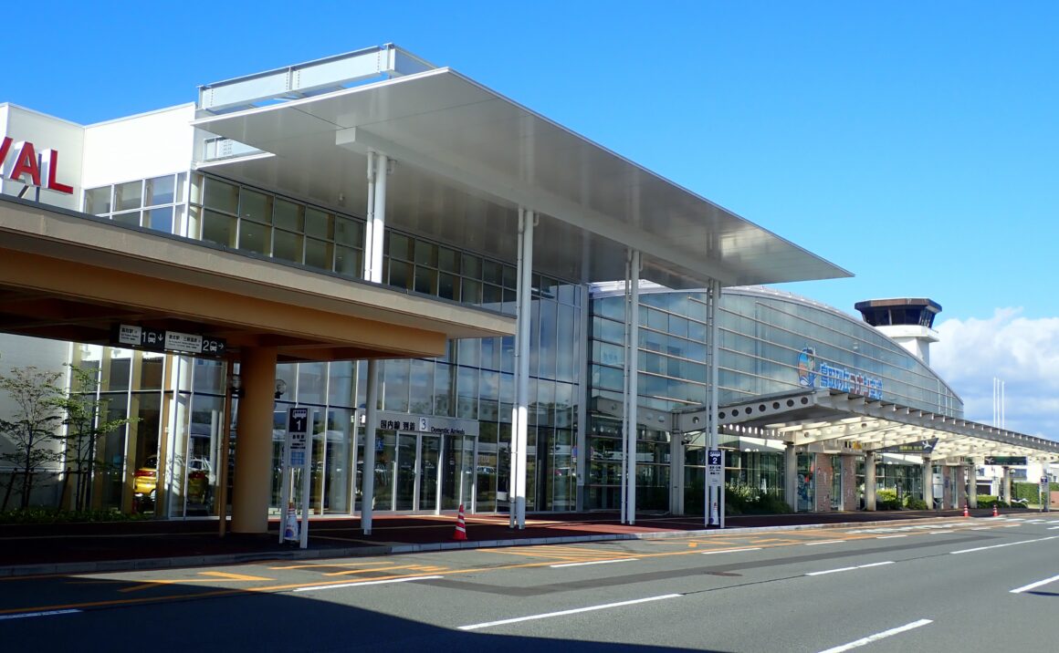 Play in the world of Detective Conan, relax at the cafe and dining at the new Tottori Sand Dunes Conan Airport